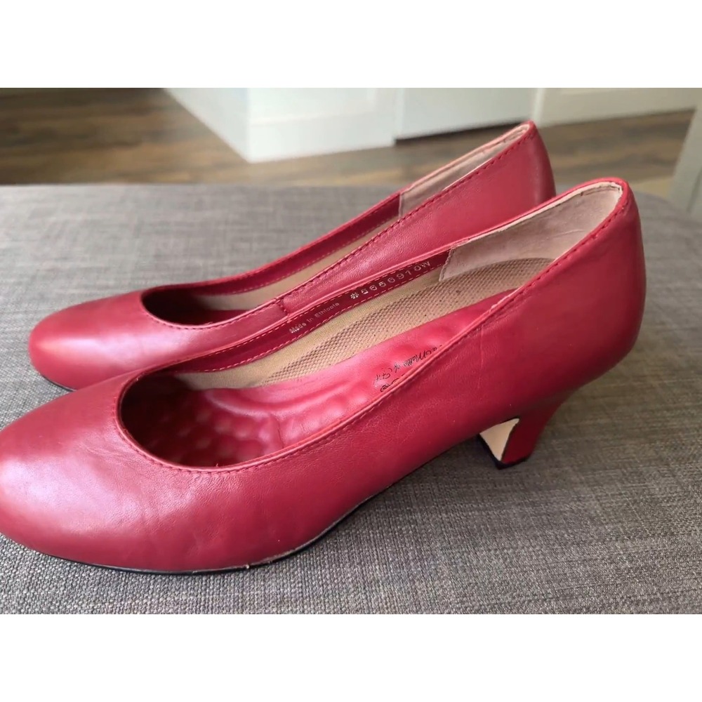 Walking Cradles Joy RedLeather KittenHeel Pump 8W Round Toe Wide Width 8W 565691